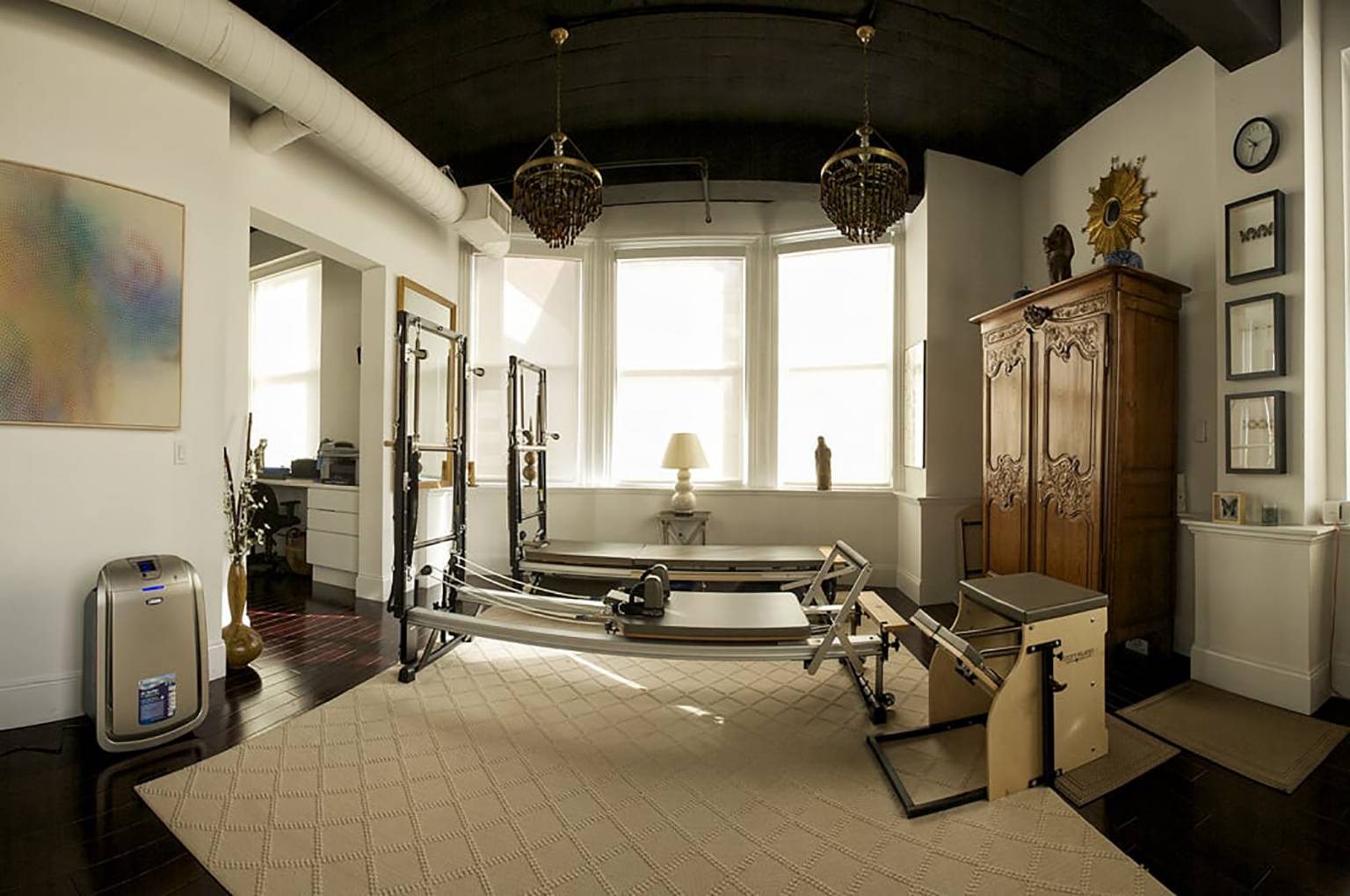 Pilates Studio Philadelphia Reformer and Mat Sessions Near Me in Philly